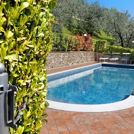 Rustico Spagnol 1 Апартаменты *